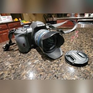 OLYMPUS Digital SLR Camera E-520KIT Lens Kit 10 MP Lens